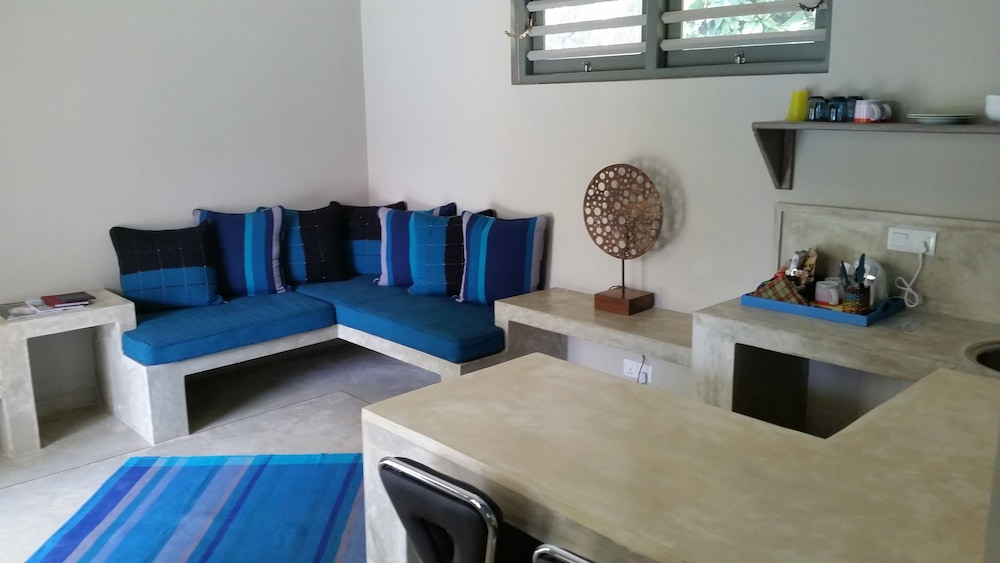 Family Bungalow, Pool View photo 3