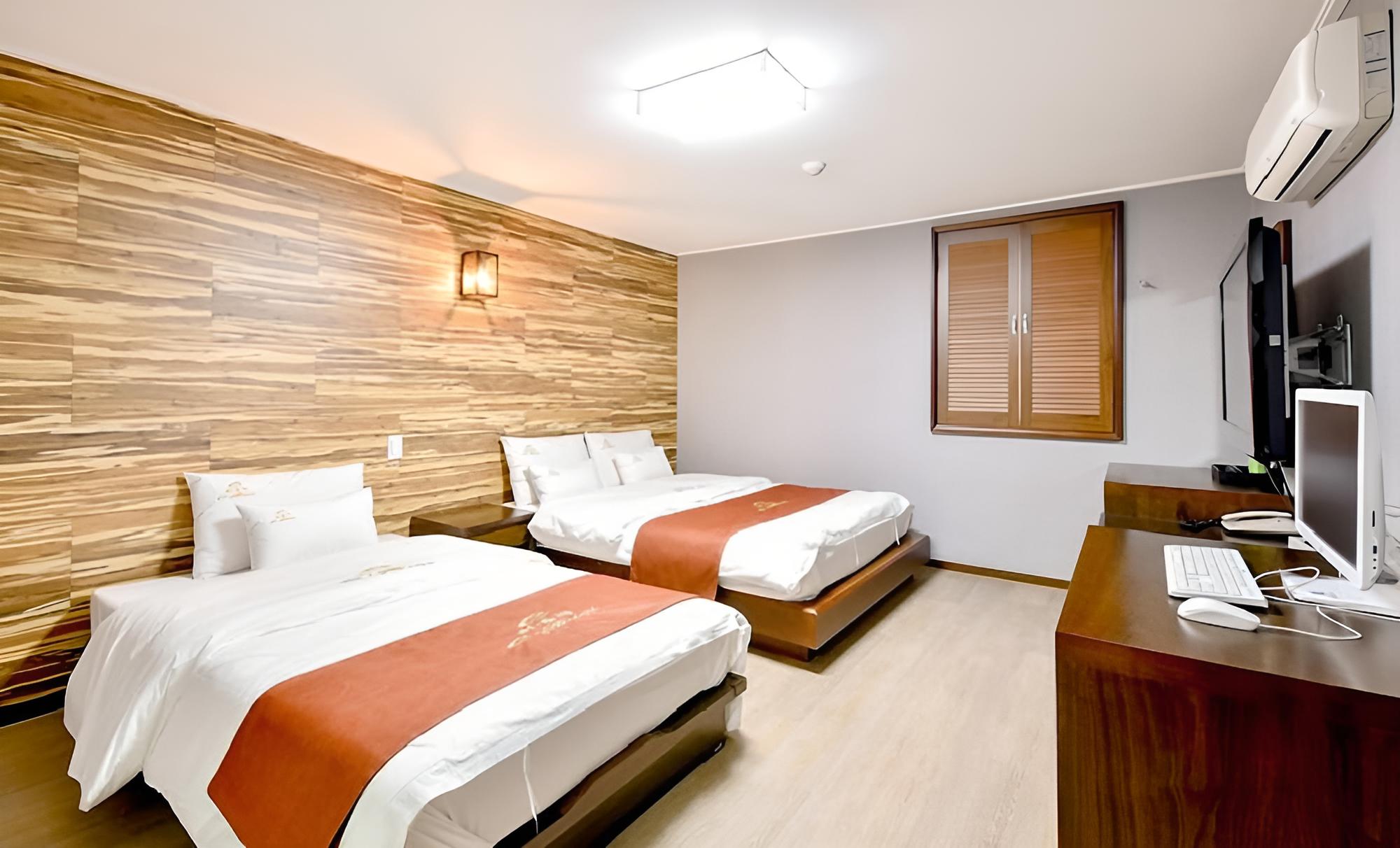 Twin Room photo 2
