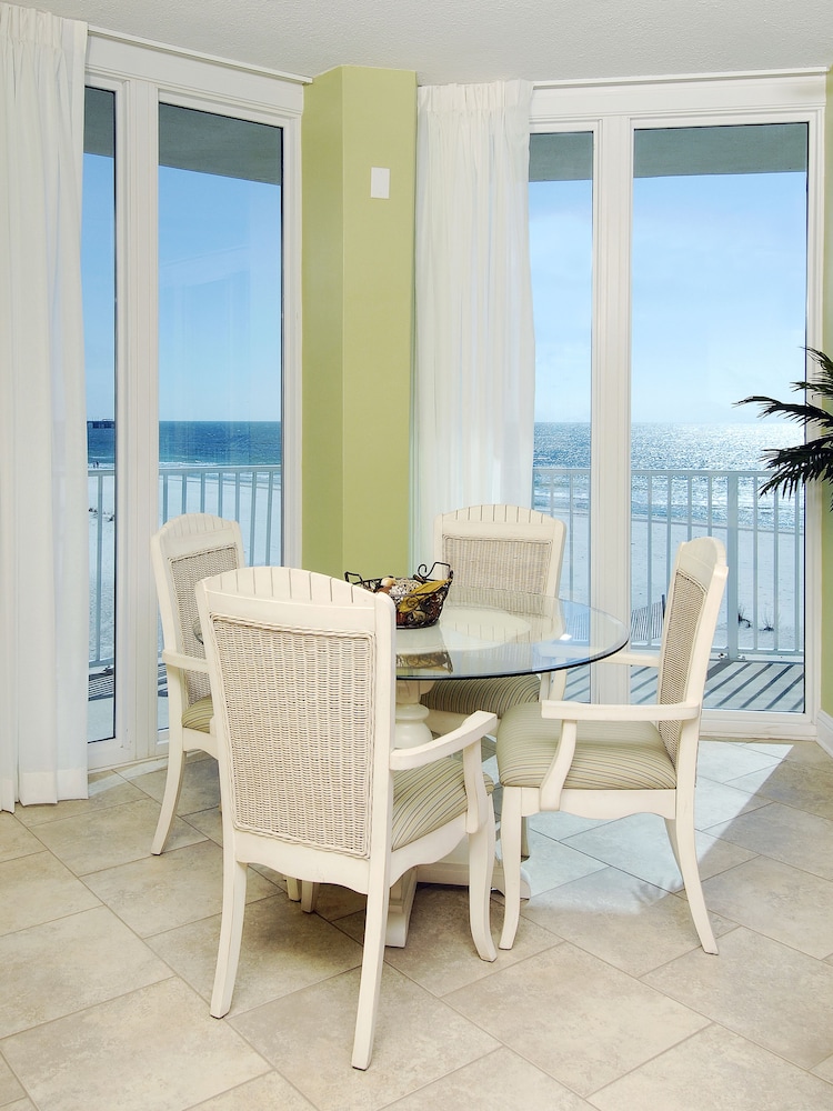 Condo, 3 Bedrooms, 2 Bathrooms, Sea Facing photo 2