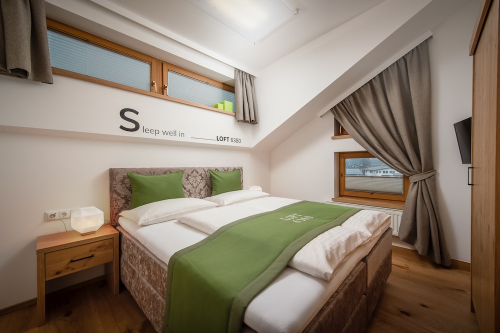 Suite, 2 Bedrooms photo 3