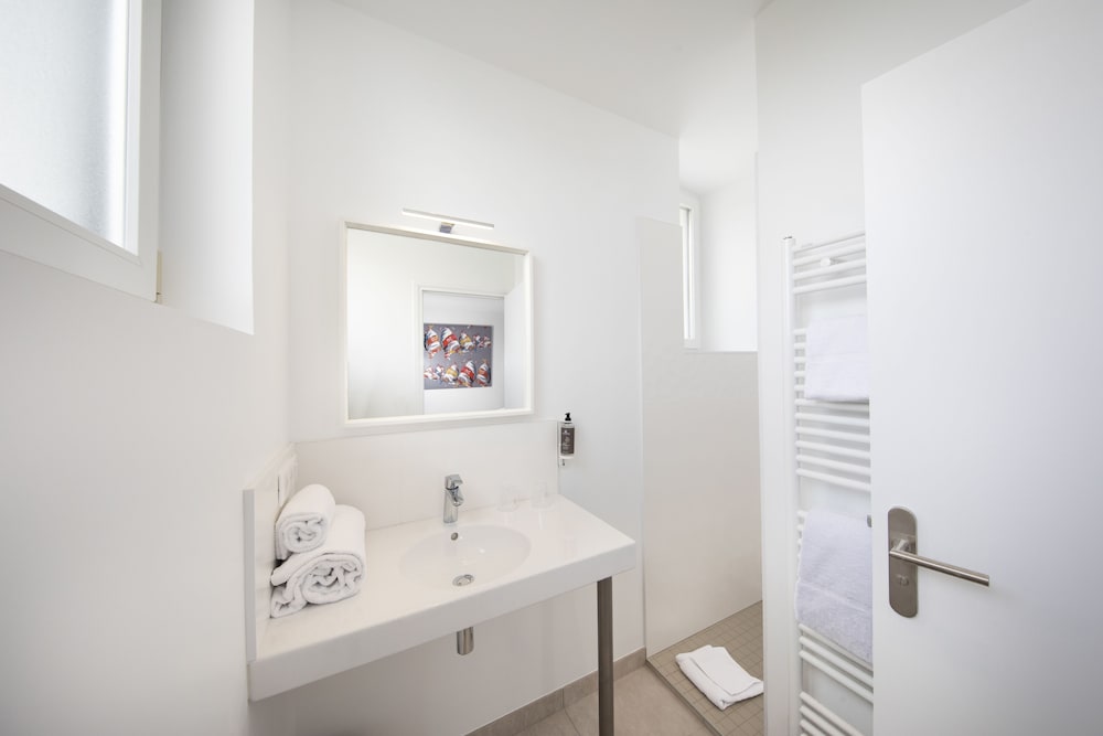 Superior Triple Room photo 2