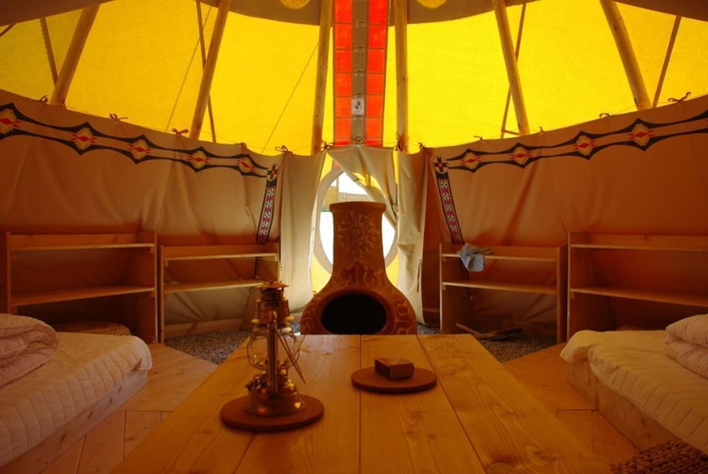 Grand Yurt
