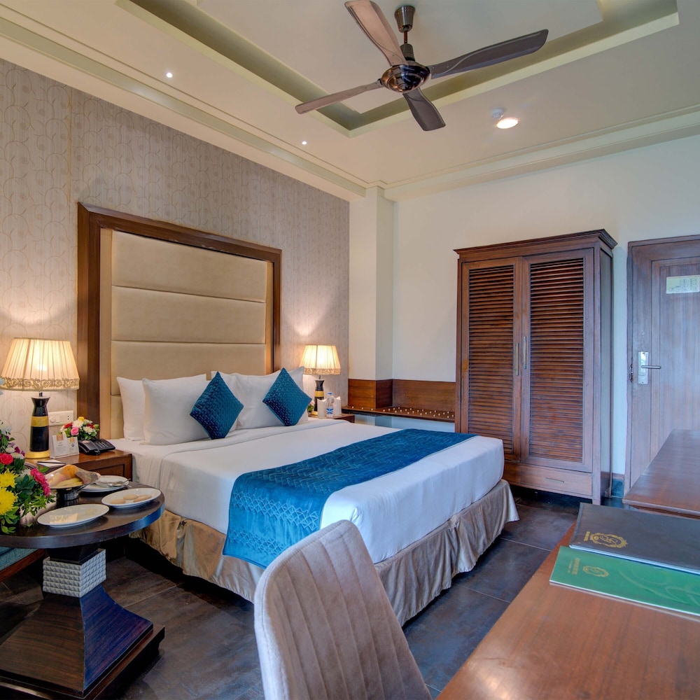 Premium Room - Photo 10