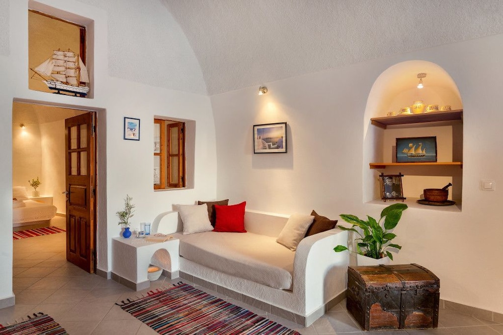 Apartment with Caldera View (4 Adults) - Photo 6
