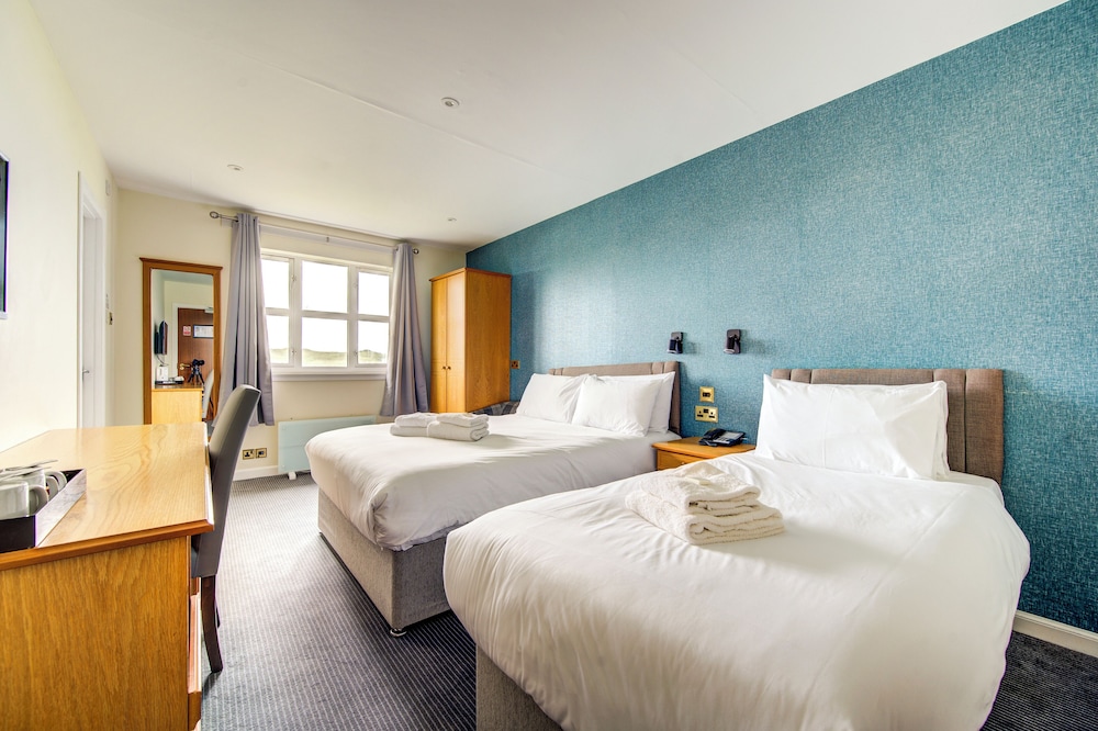 Superior Triple Room, Multiple Beds, Sea View