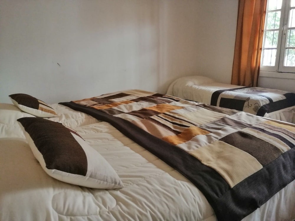 Basic Triple Room, Multiple Beds photo 1