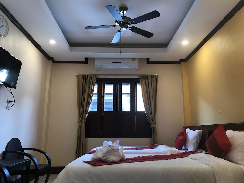 Deluxe Twin Room, 2 Twin Beds, Non Smoking photo 2