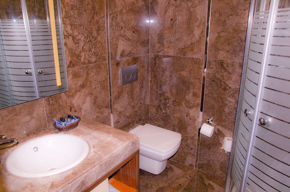 Deluxe Twin Room photo 2