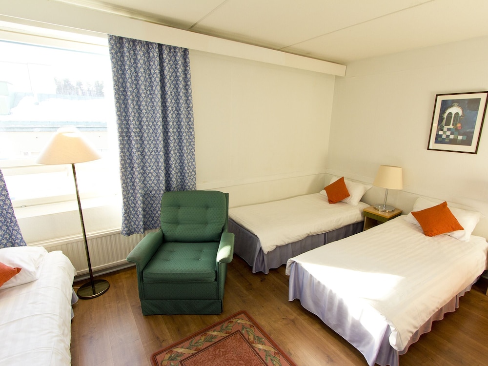 Standard Triple Room photo 2