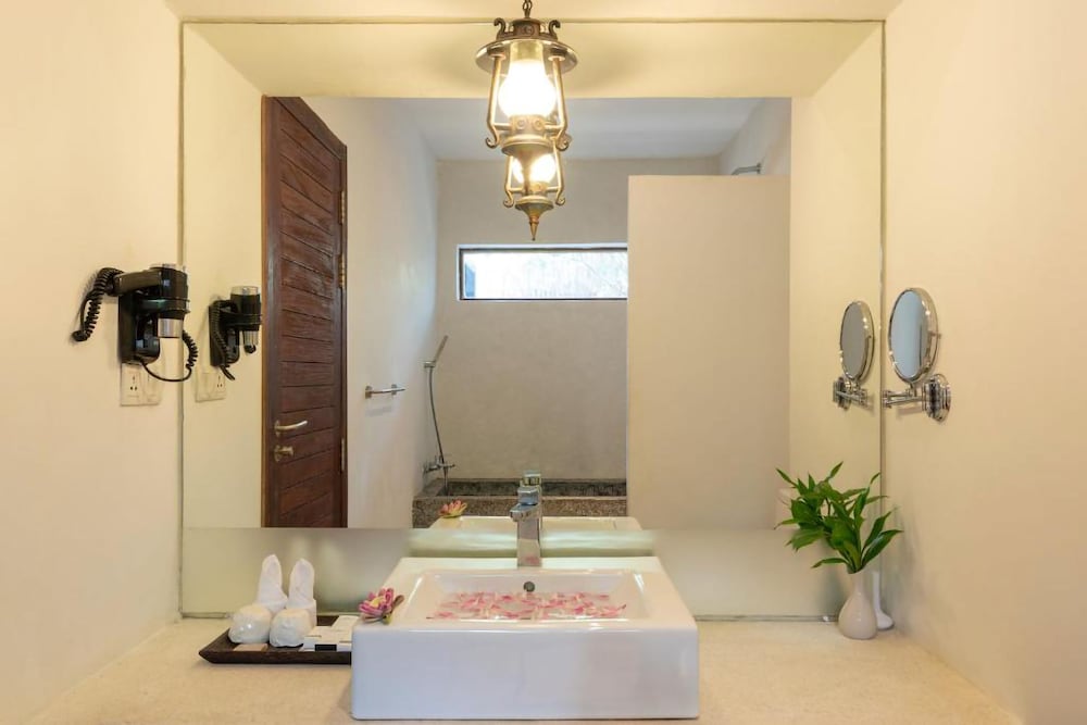 Private Jacuzzi Suite photo 3