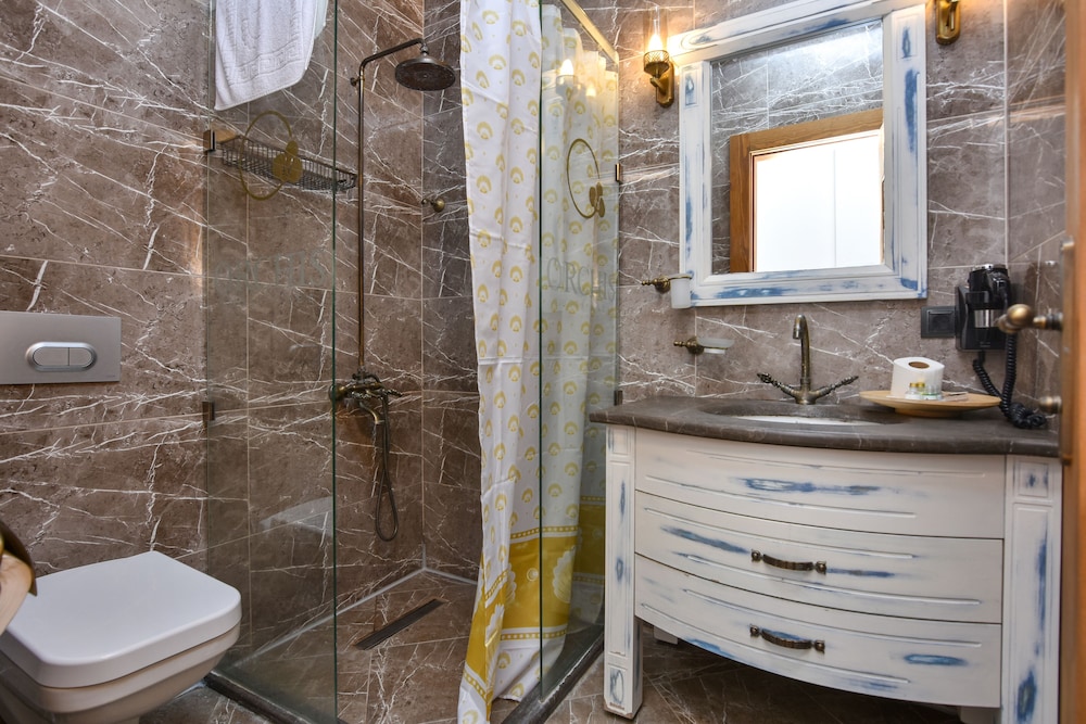 Deluxe Double Room, 1 Bedroom, Garden View photo 2