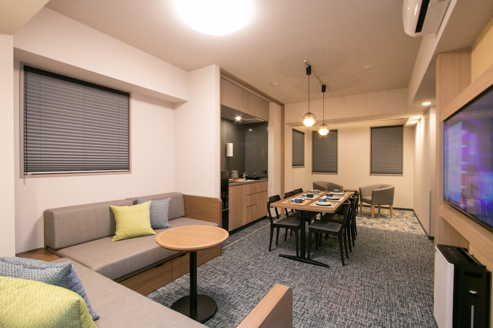 Deluxe Apartment