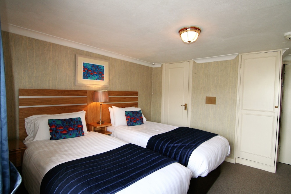 Snug Twin Sea View Room Single Use photo 2