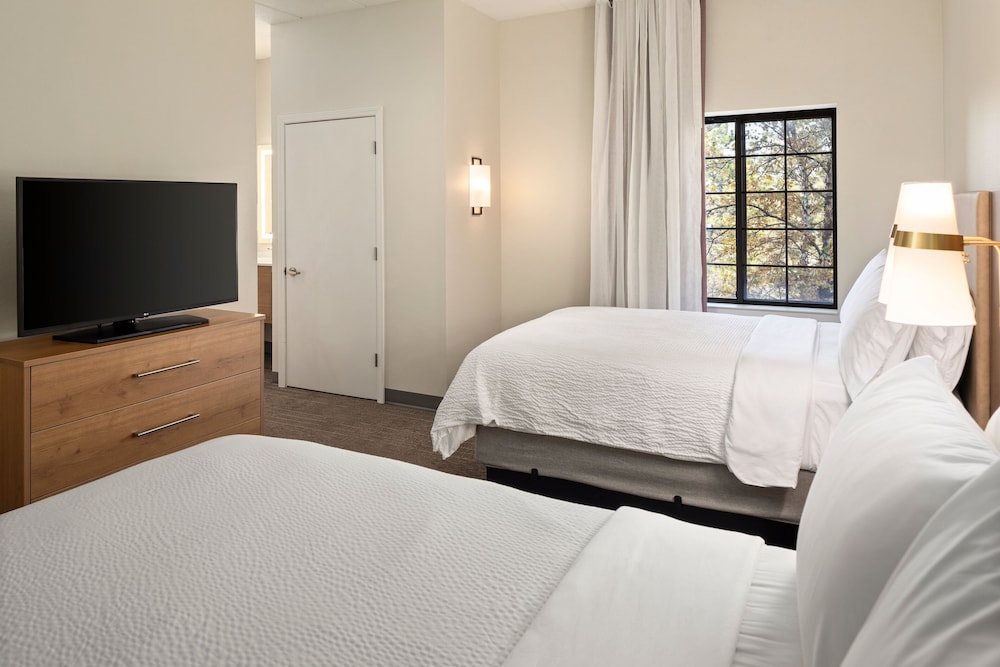 Suite, 2 Bedrooms, Accessible (Communication Accessible) - Photo 4