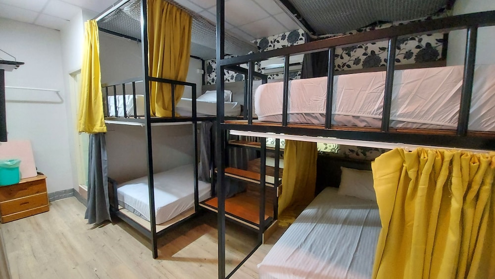 Standard Studio Suite, Mixed Dorm photo 1