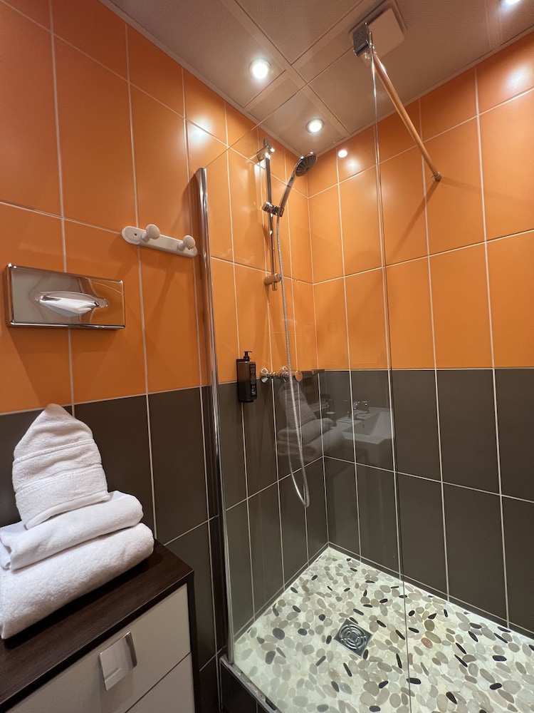 Standard Double Room (1 ou 2 persons) photo 2