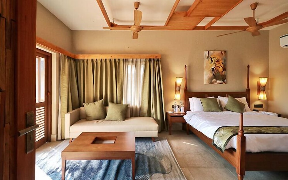 Deluxe Double Room - Photo 1