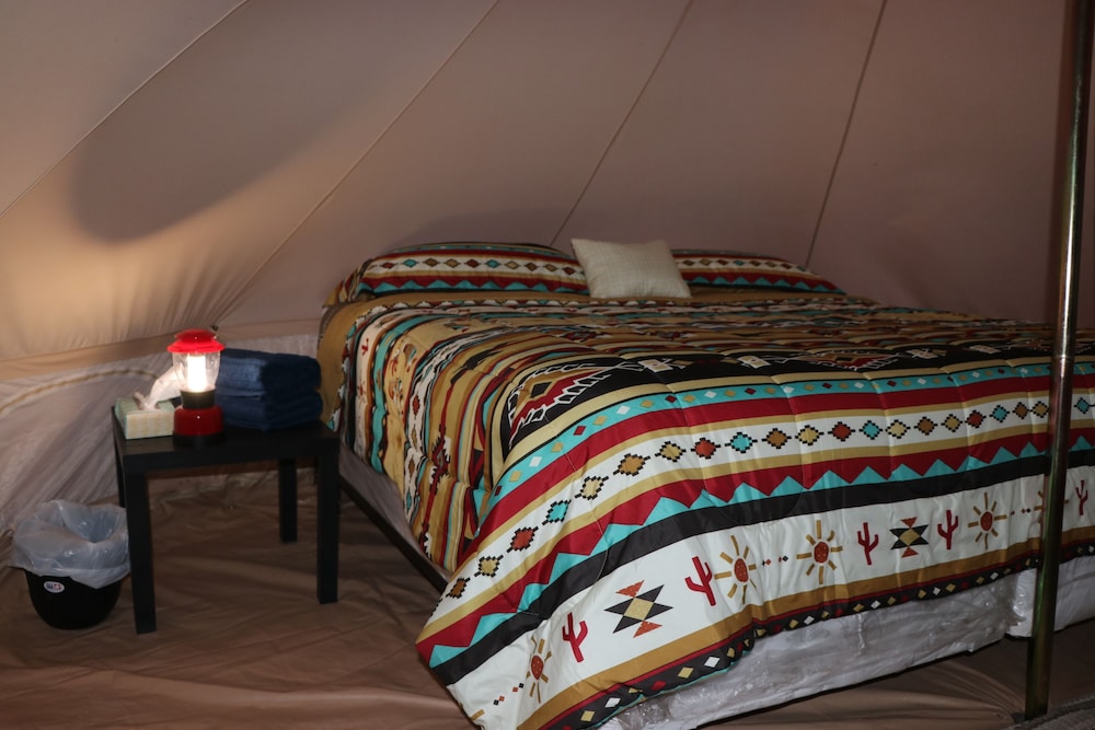 Deluxe Tent, 1 King Bed, Mountain View, Mountainside photo 2