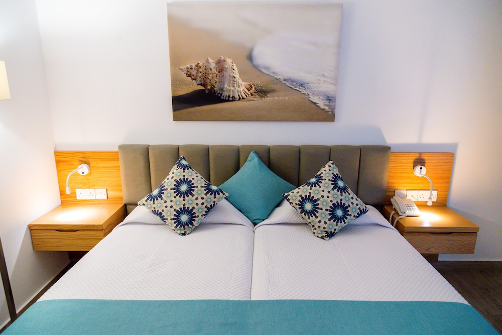Superior Apartment (Inland View) photo 3
