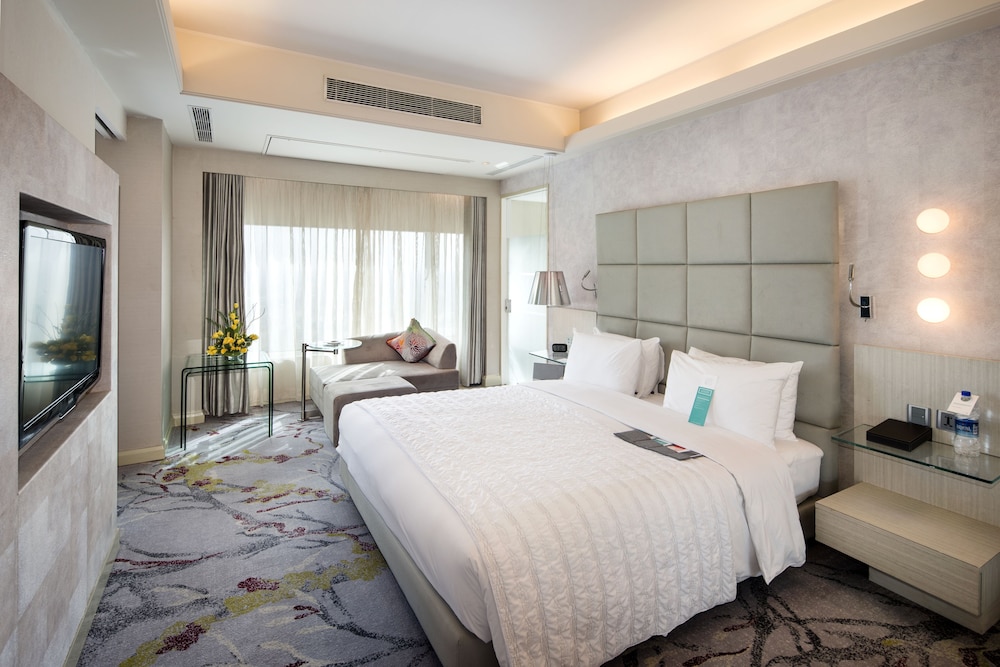 Executive Suite, 1 Bedroom - Photo 21