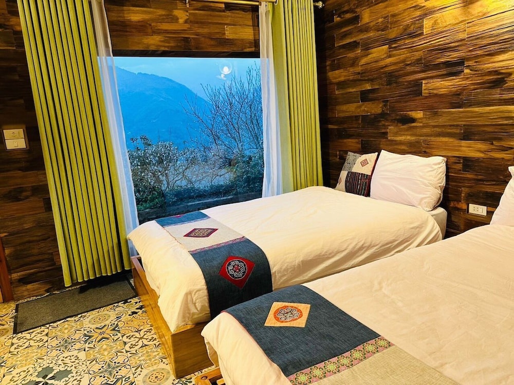 Deluxe Room, Mountain View - Photo 2