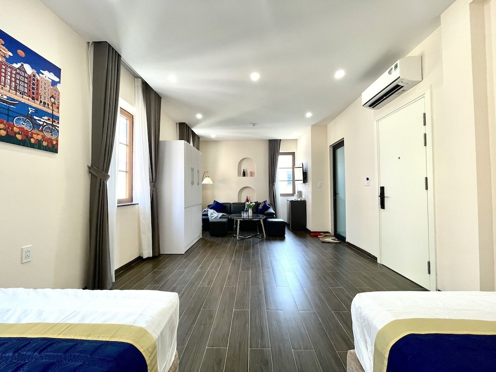 Deluxe Double or Twin Room - Photo 6