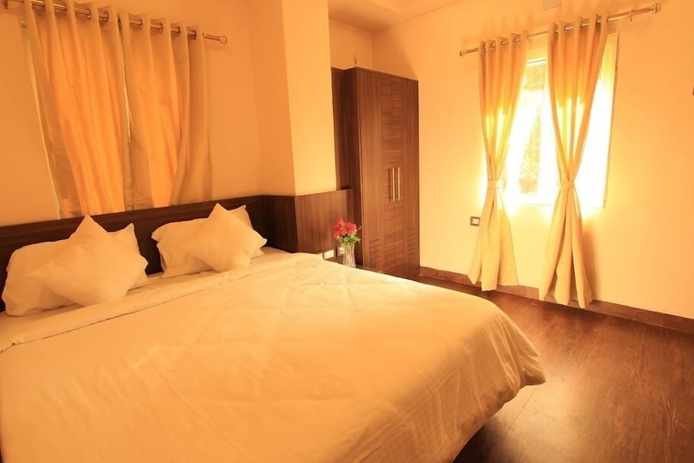 Luxury Double Or Twin Room, City View photo 3