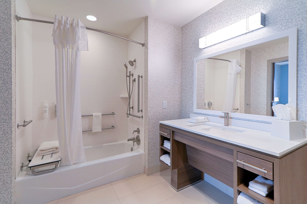 Studio Suite, 2 Queen Beds, Accessible, Bathtub photo 1