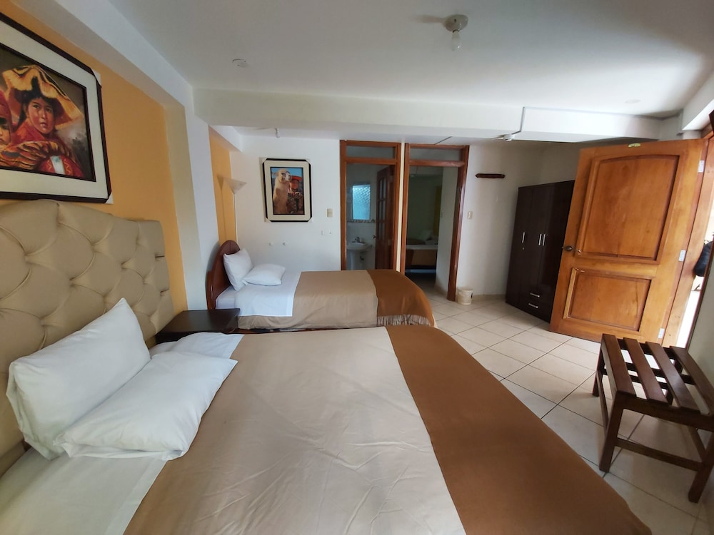 Standard Quadruple Room