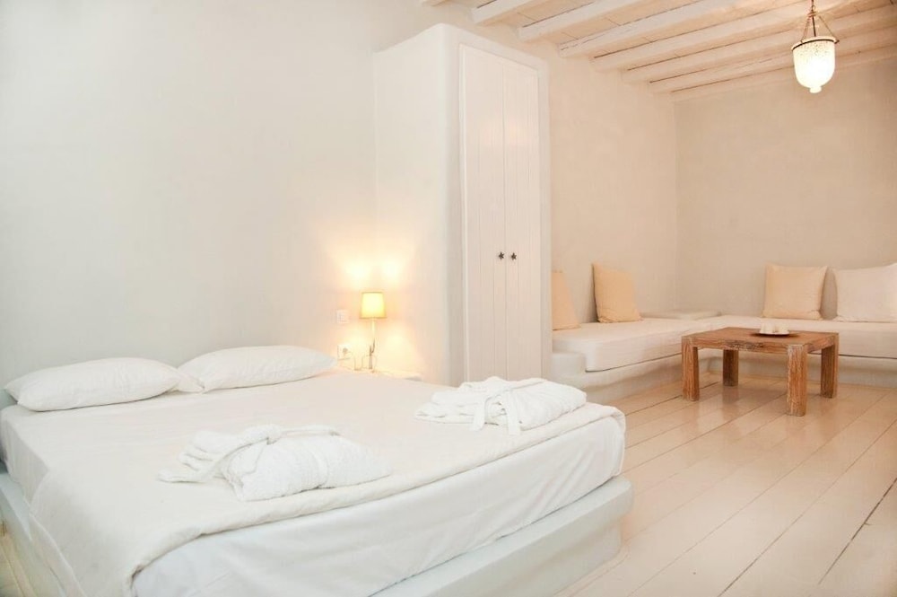 Junior Quadruple Room photo 2