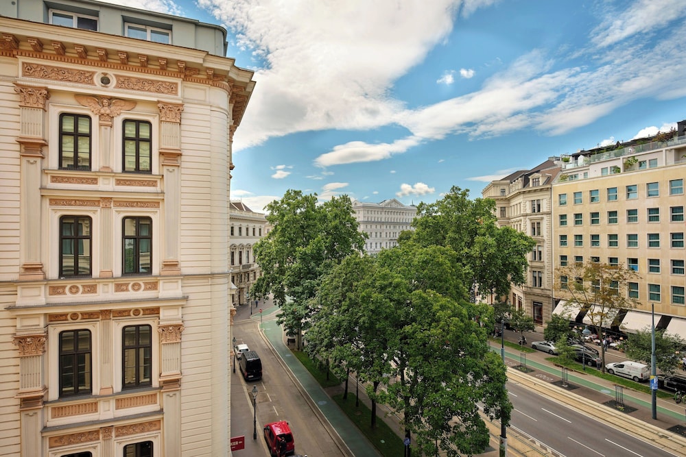 Premium Suite, 2 Bedrooms (View)