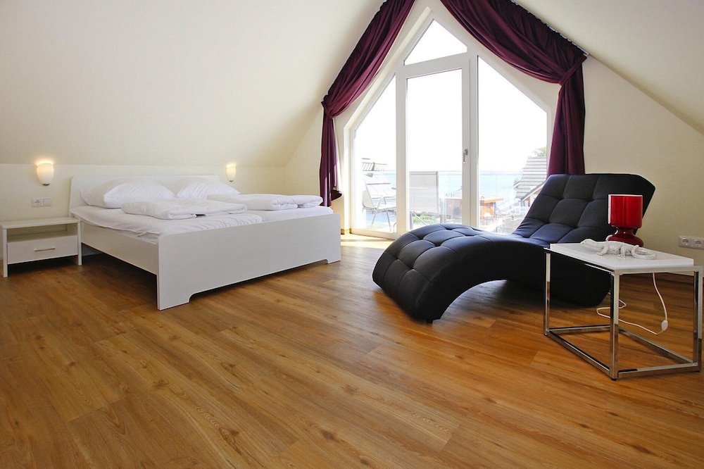 House photo 2