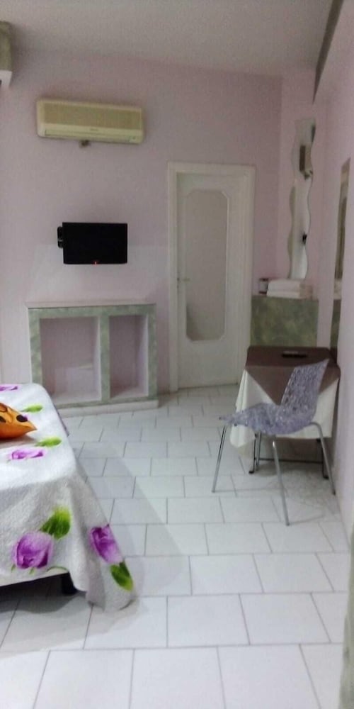Standard Room, Non Smoking photo 3