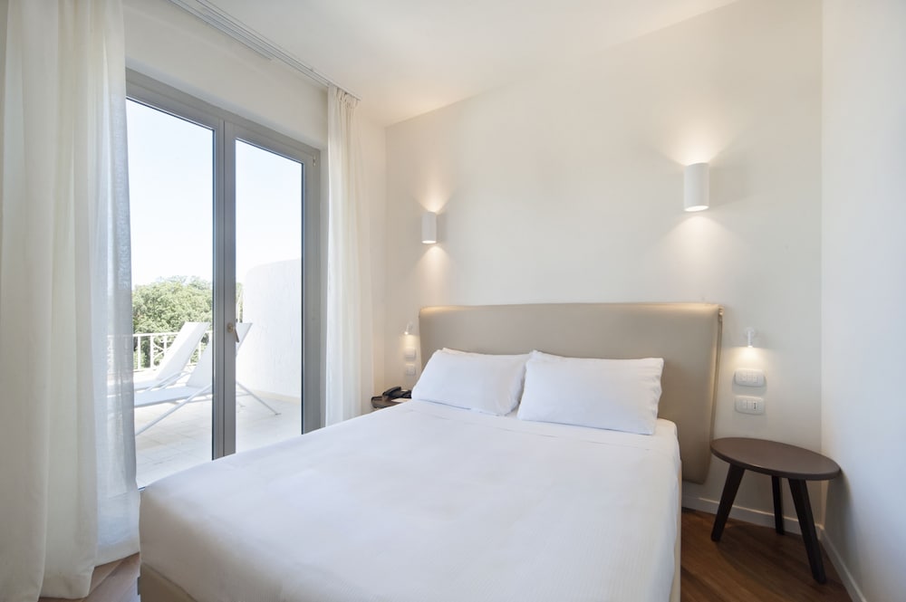 Suite, 1 Double Bed, Balcony photo 3