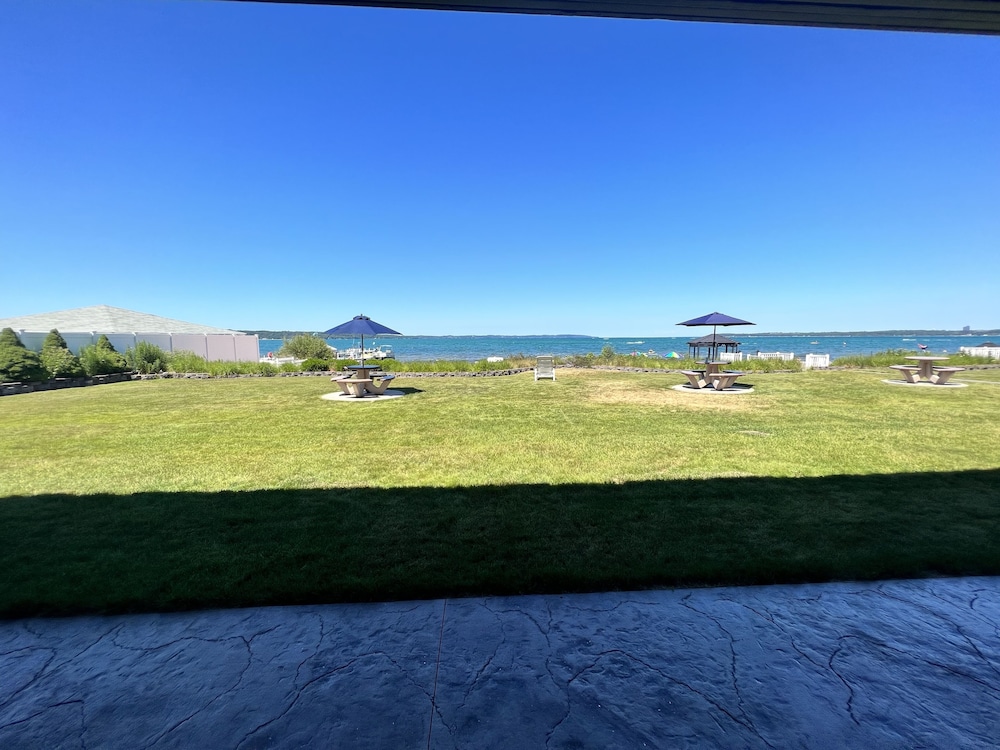 Beach View Veranda King Accessible photo 2