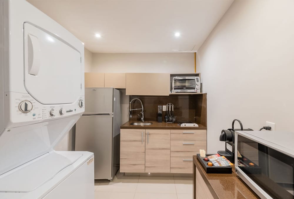 Junior Apartment, City View photo 3