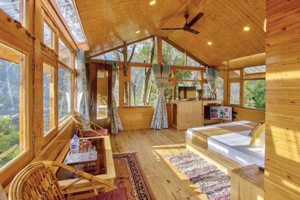 Tree House photo 3