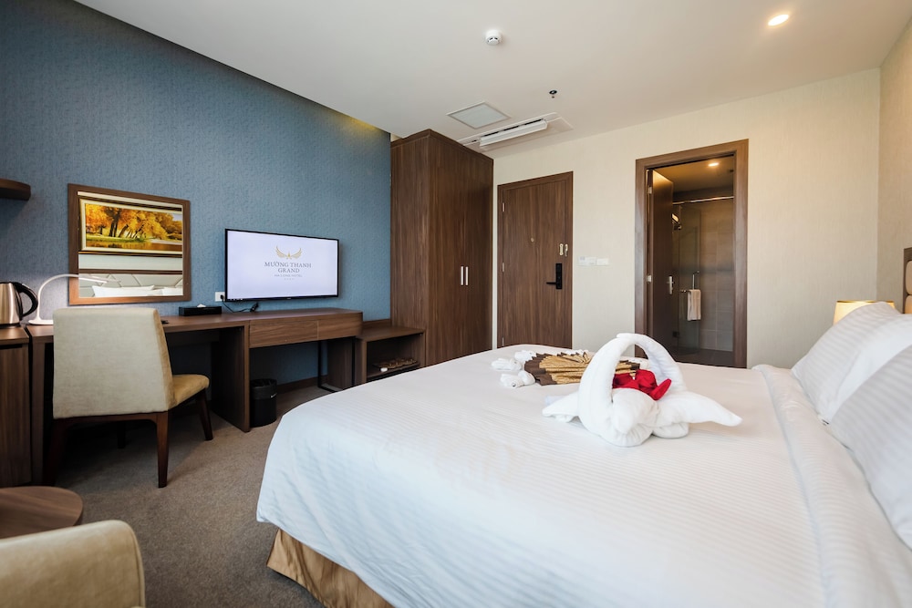 Deluxe Double Room, City View
