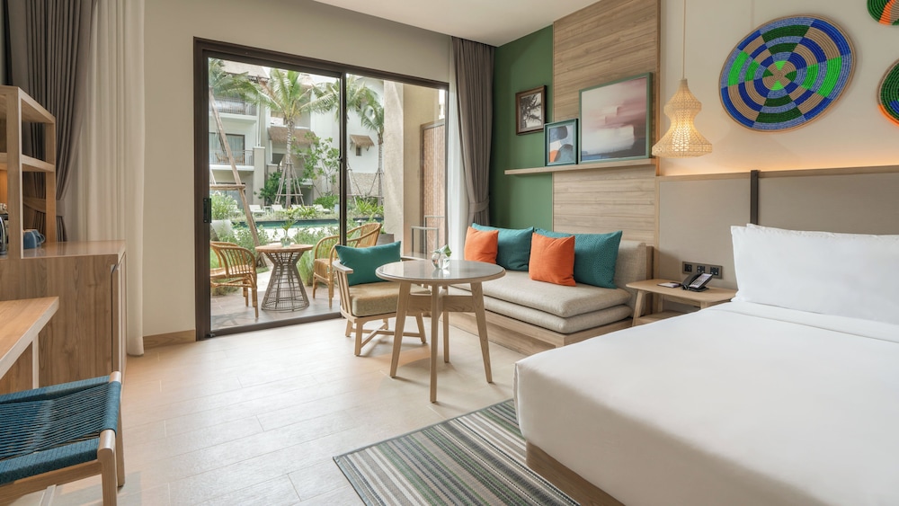 Standard Room, 2 Double Beds, Pool Access - Photo 1