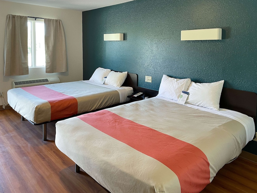 Standard Room, 2 Queen Beds, Non Smoking, Refrigerator & Microwave