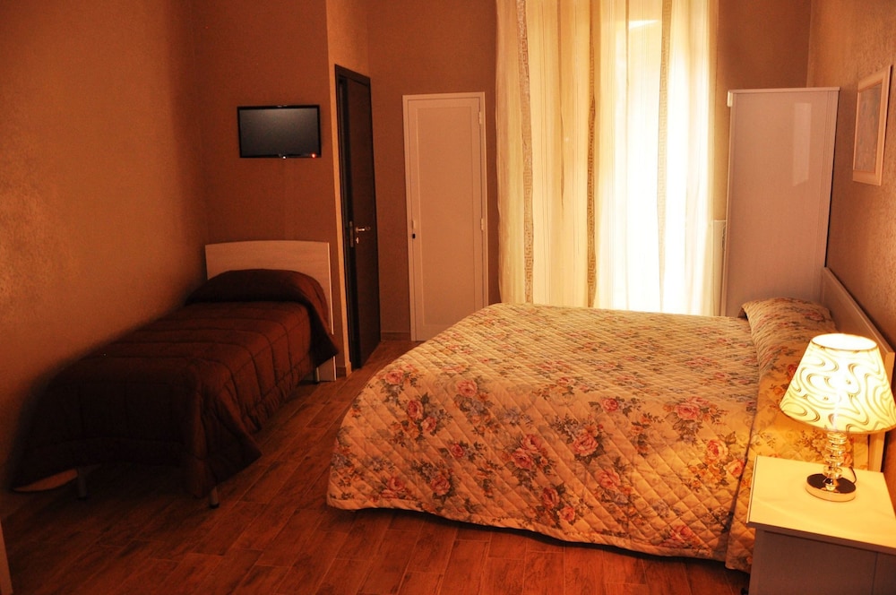 Classic Triple Room