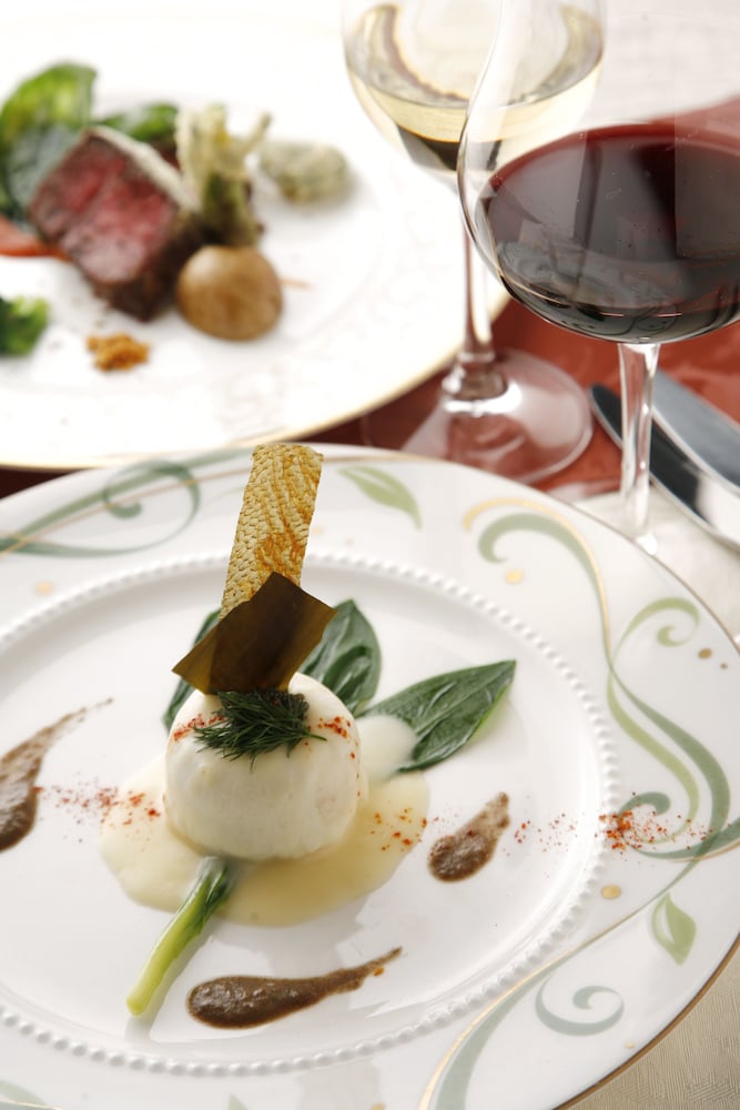 Deluxe Triple Room (with French Dinner) - Photo 3