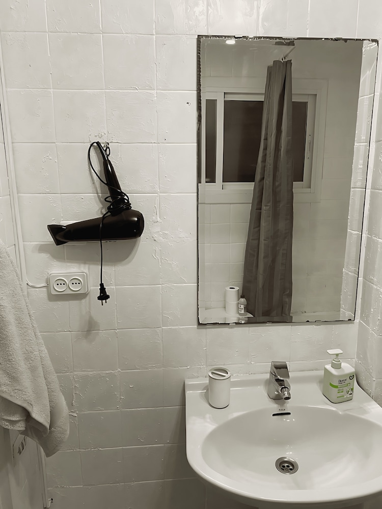 Wunderschönes Zwei-Zimmer-Apartment in Salou, Foto 3