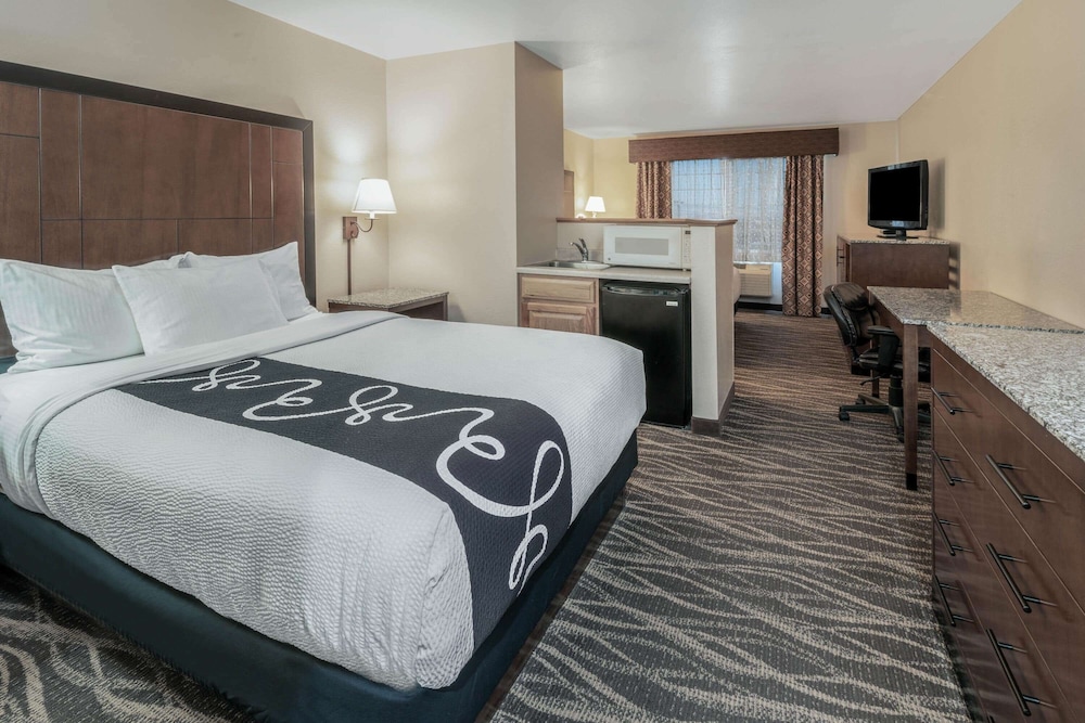 Room, Multiple Beds - Photo 4