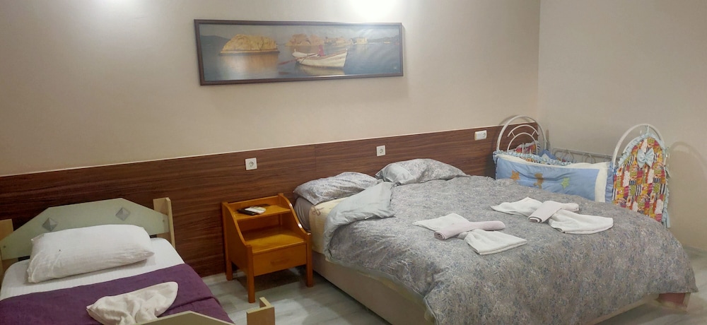 Family Triple Room photo 3