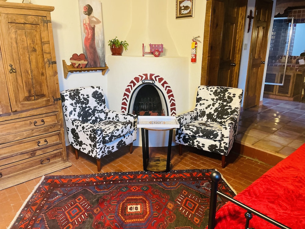 Standard Suite, 1 Bedroom, Non Smoking (Room Four) photo 2