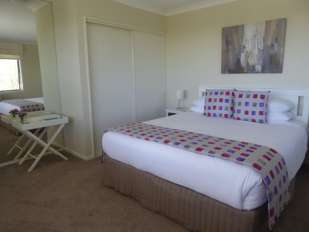 Room One photo 2