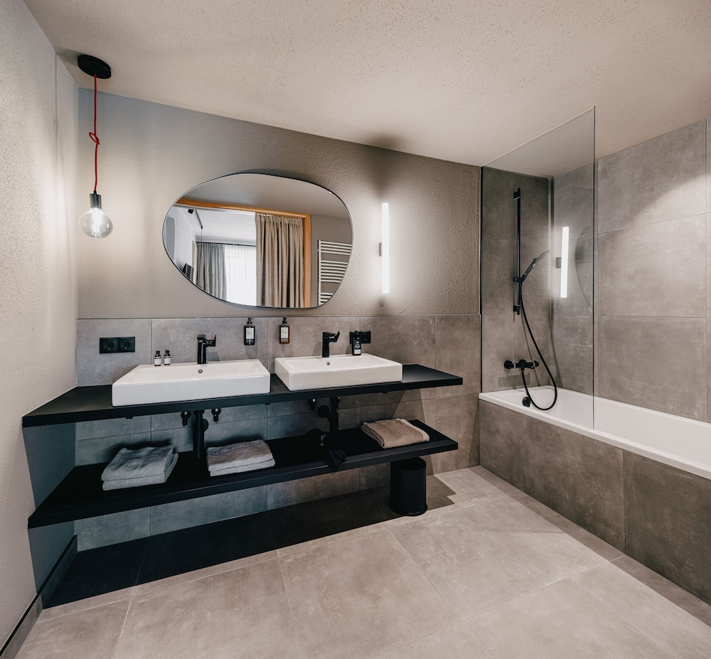 Grand Apartment (incl. Cleaning Fee) photo 2