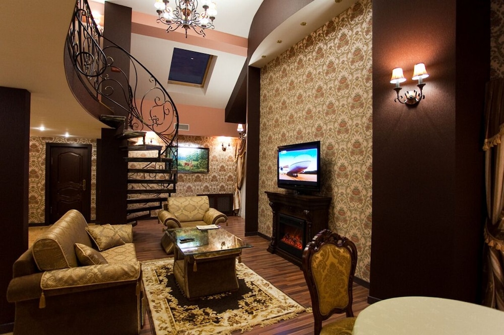Presidential Room