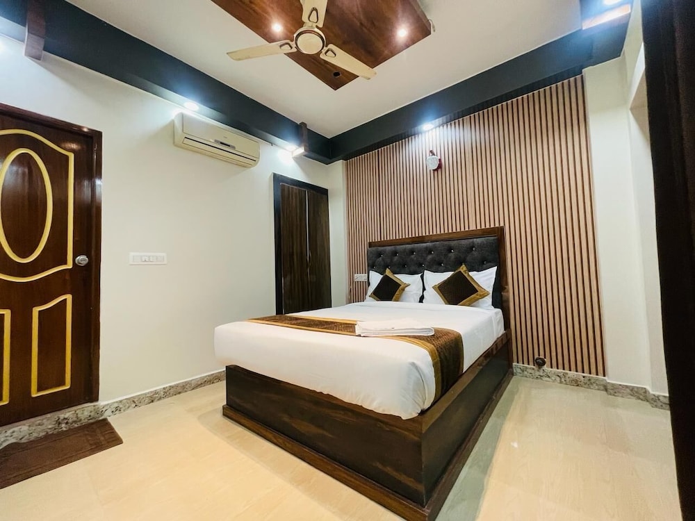 Standard Double Room (With Ac)